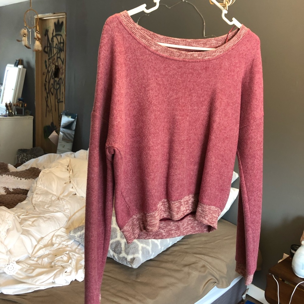 cozy aero sweater/crew neck sweatshirt